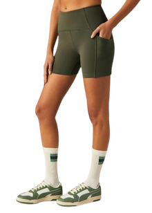  Beyond Yoga Powerbeyond Strive Pocket Bike Short - Modern Olive