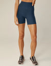 Beyond Yoga Spacedye Keep Pace 5" Pocket Short - Nocturnal Navy