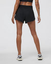 Vuori Halo Performance Short 2.0 - Black Heather