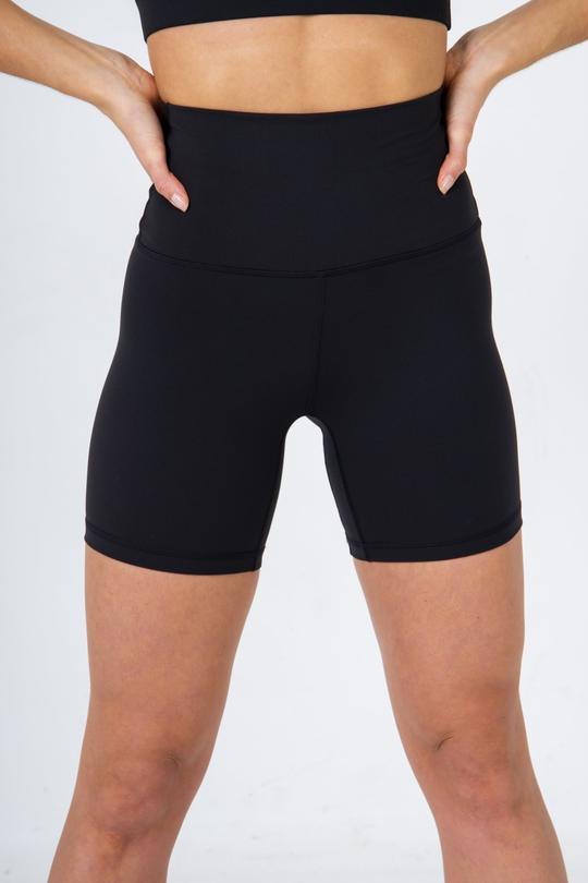 Leelo 6 Inch Biker Short - Black